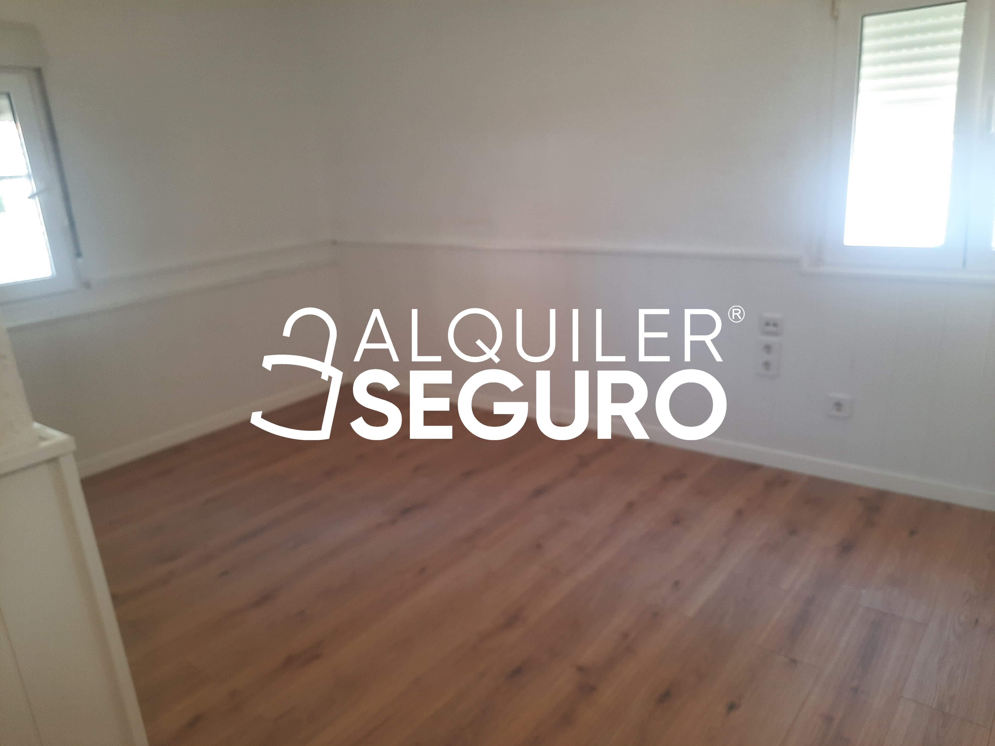 Habitación de Piso de alquiler en  Zaragoza Capital