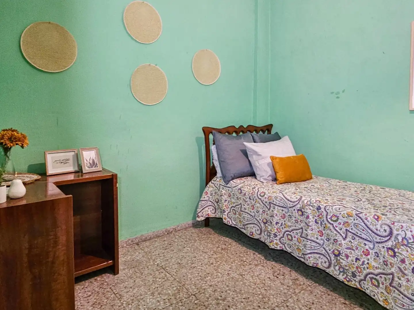 Habitación de Local en venta en Ròtova con Aire acondicionado y Amueblado
