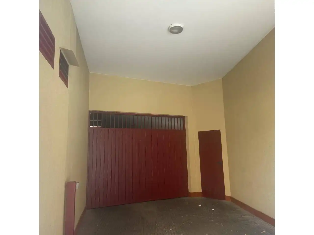 Piso en venta en León Capital  con Calefacción, Terraza y Trastero