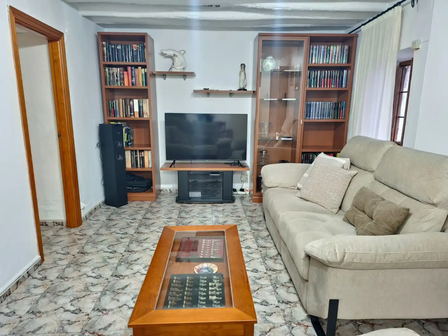 Sala d'estar de Finca rústica en venda en Viñuela amb Moblat, Forn i Rentadora