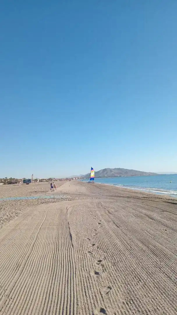 Vista exterior de Ático de alquiler en Vera con Aire acondicionado, Jardín privado y Piscina