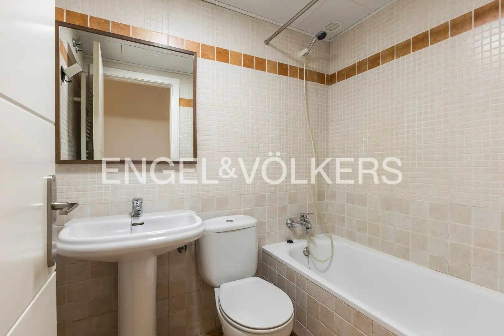Wohnung zur Miete in Sanchinarro