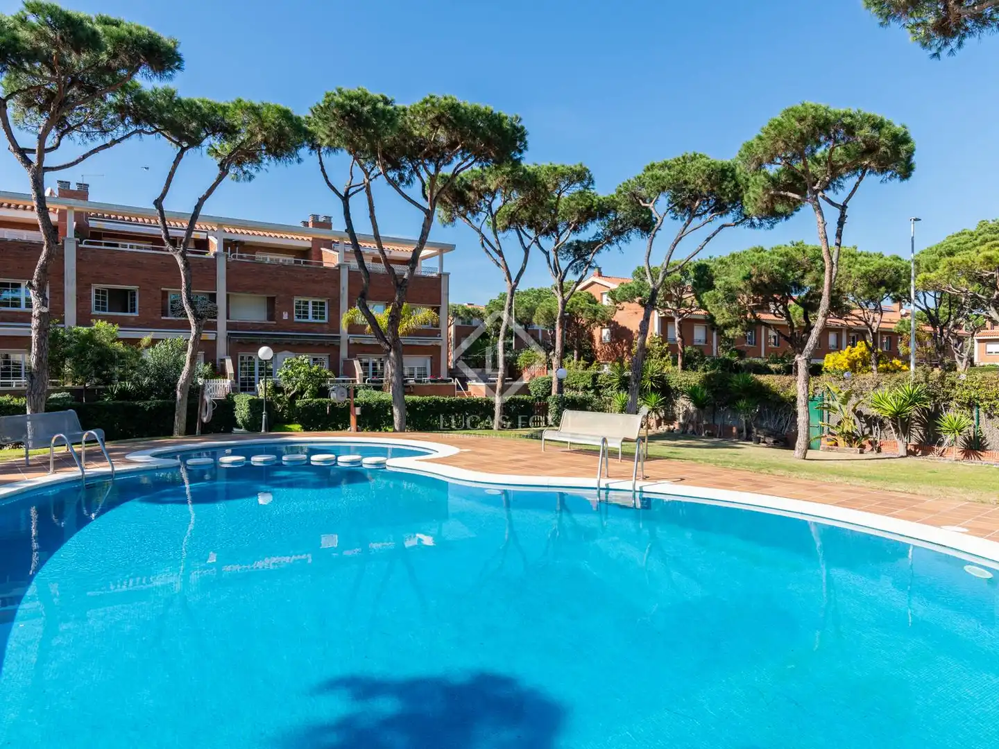 Jardín de Casa o chalet en venta en Gavà con Aire acondicionado, Calefacción y Jardín privado