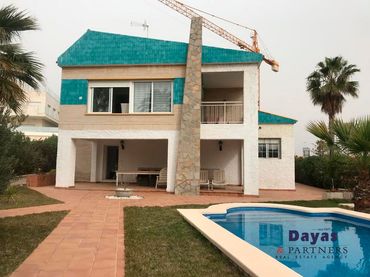 Villa avec balcon à vendre à mayor 51