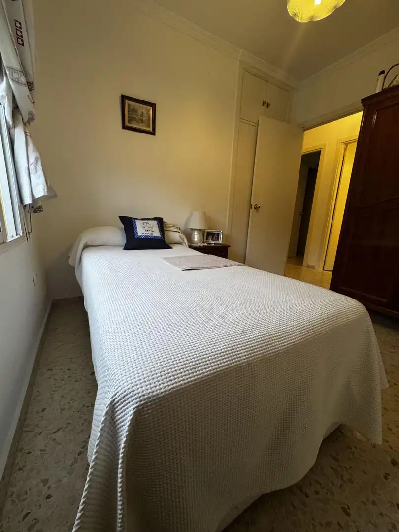 Dormitori de Casa adosada en venda en Jerez de la Frontera amb Aire condicionat, Calefacció i Terrassa