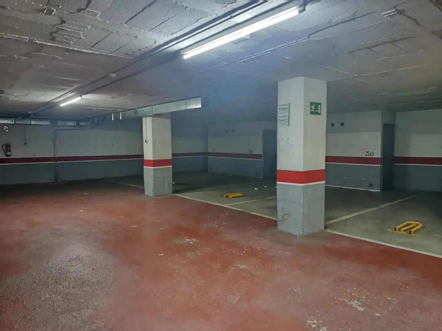 Garage zur Miete in de Bernat Boades, 35, La Devesa