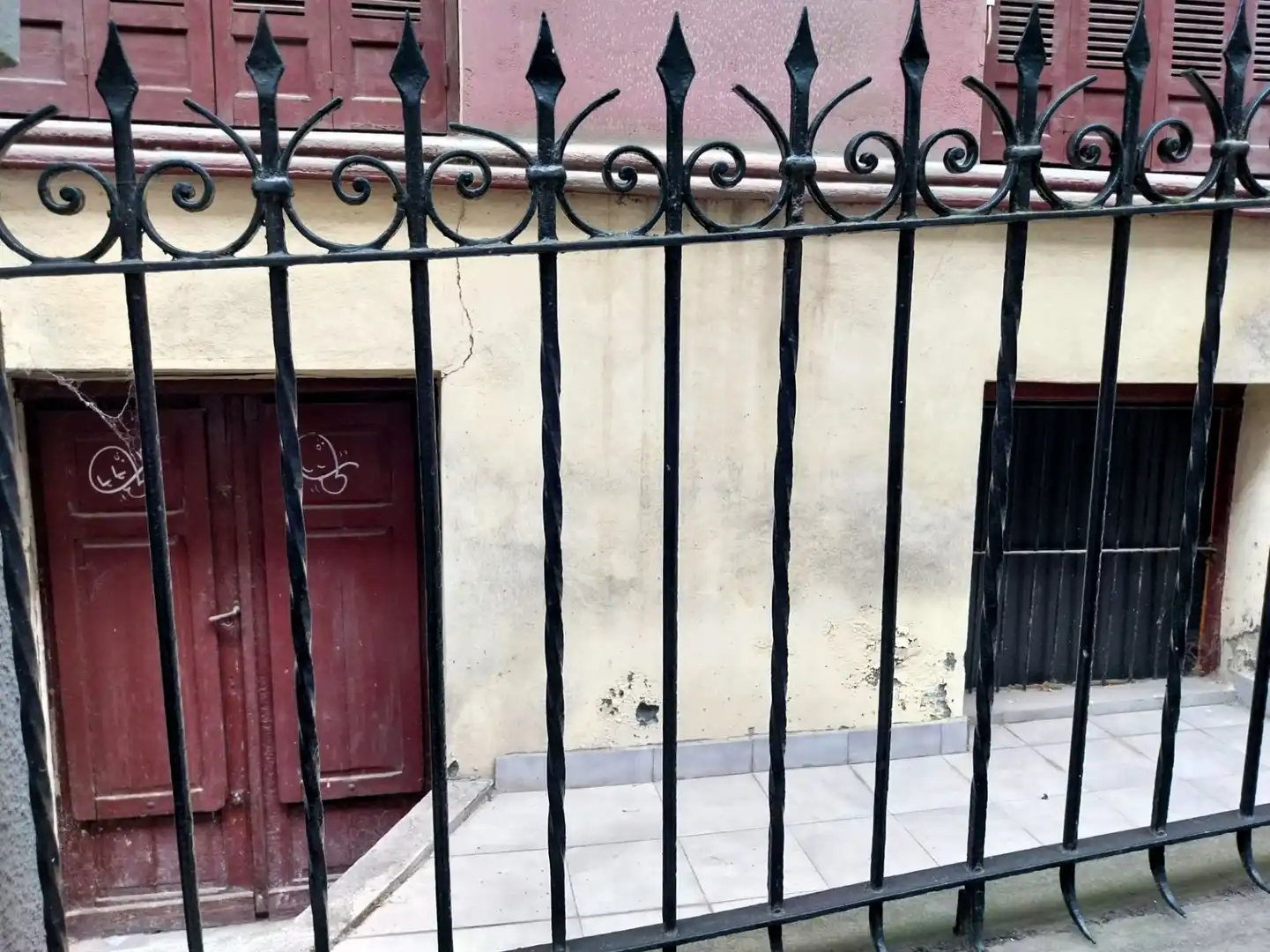 Vista exterior de Local en venta en Bilbao 