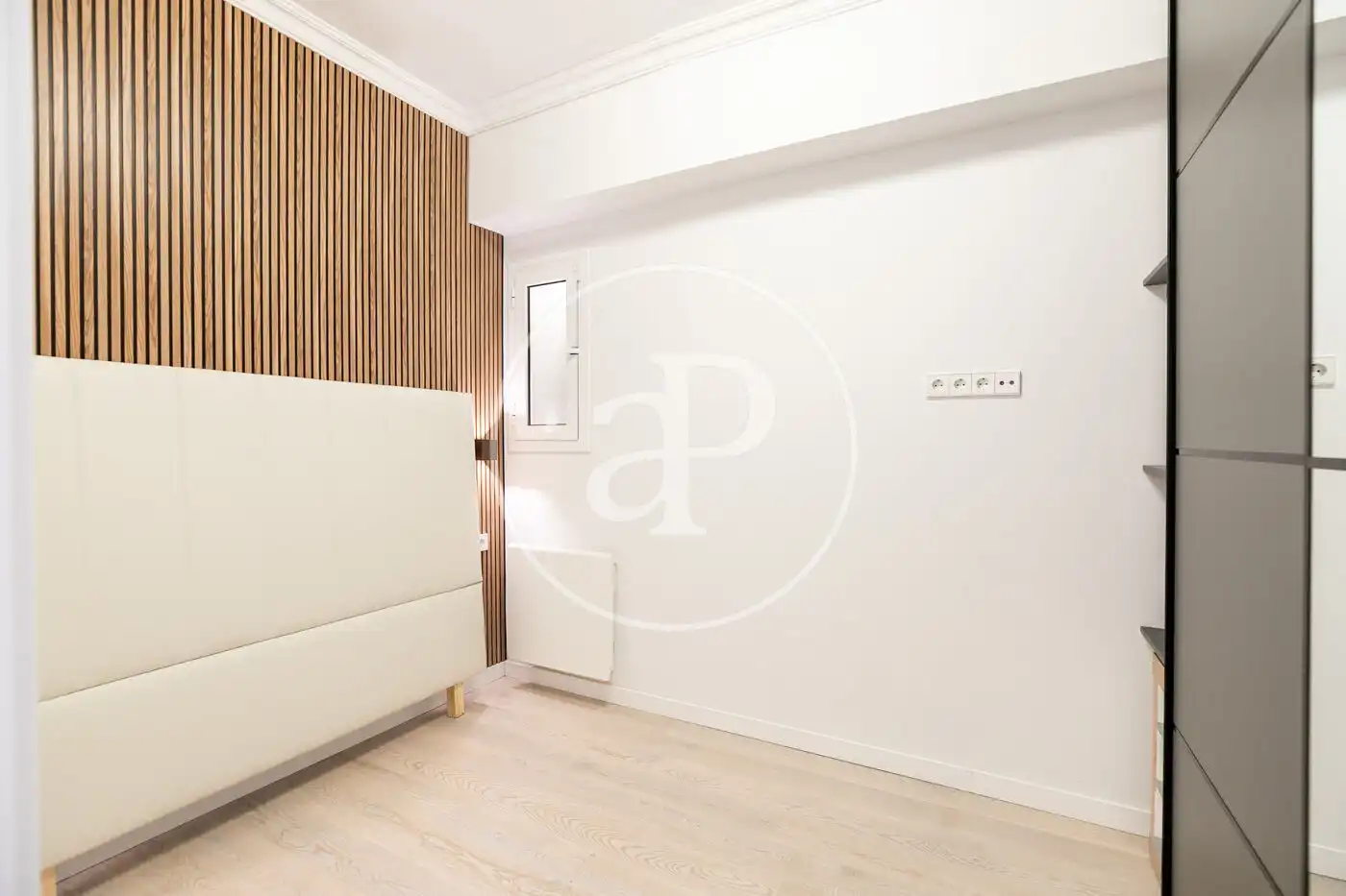 Schlafzimmer von Wohnung zum Verkauf in Barcelona mit Klimaanlage, Heizung und Möbliert