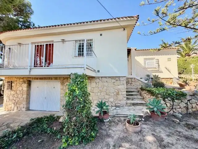 Casa con piscina en venta en Coloma, imagen 7