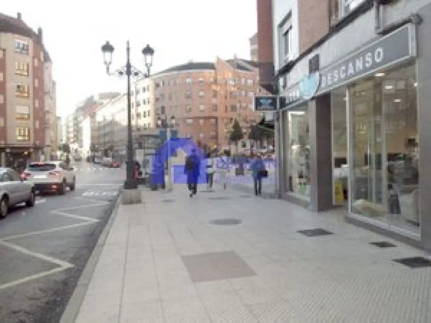 Vista exterior de Local en venda en Oviedo 
