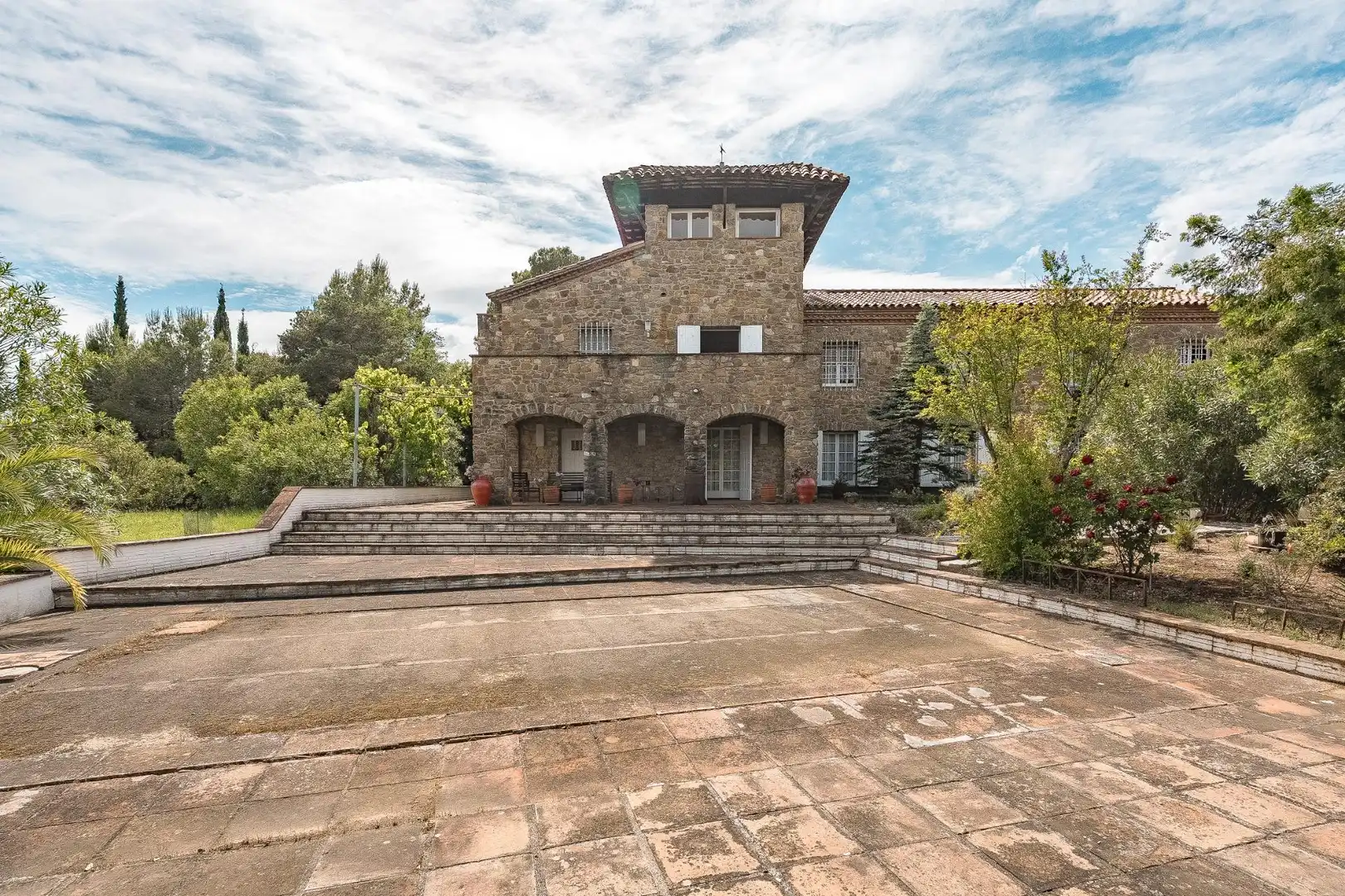 Vista exterior de Casa o chalet en venta en Cabanelles con Calefacción, Terraza y Balcón