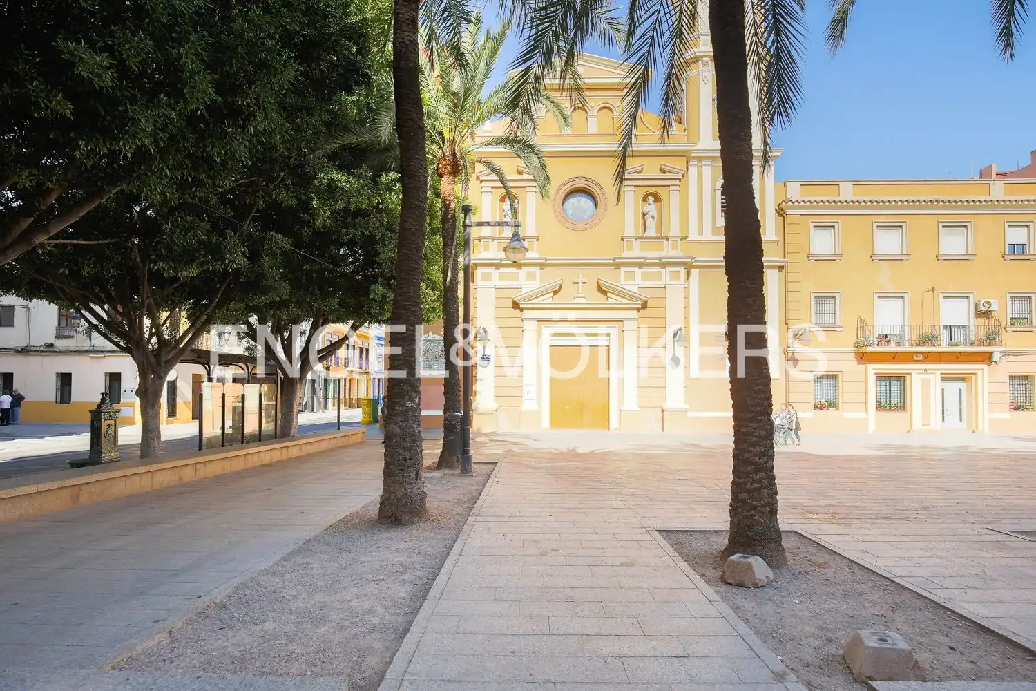 Außenansicht von Wohnung zur Miete in Valencia mit Klimaanlage, Heizung und Möbliert