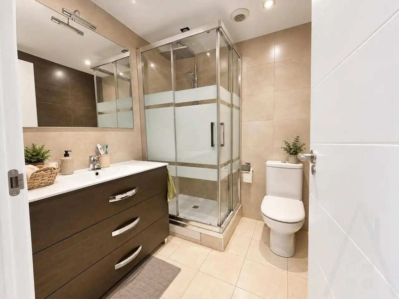 Bathroom of Flat for sale in Etxebarri, Bizkaia