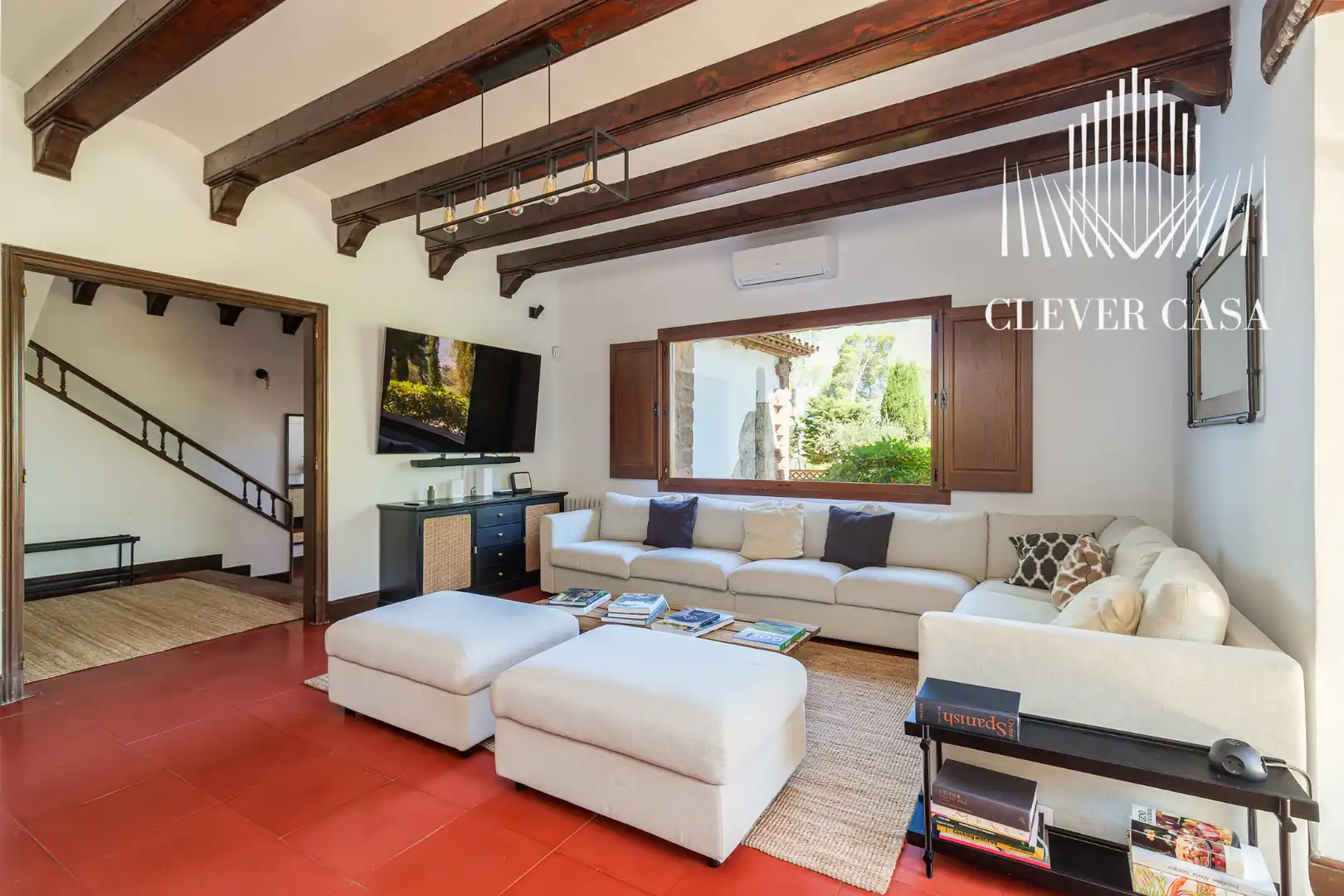 Sala de estar de Casa o chalet en venta en Castellví de Rosanes con Aire acondicionado, Calefacción y Jardín privado