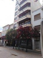 Vista exterior de Oficina en venda en Almansa amb Calefacció