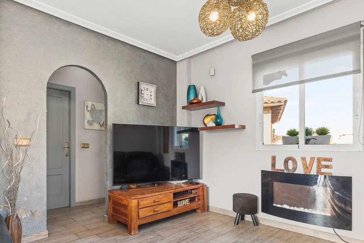 Sala d'estar de Casa o xalet en venda en Orihuela amb Piscina