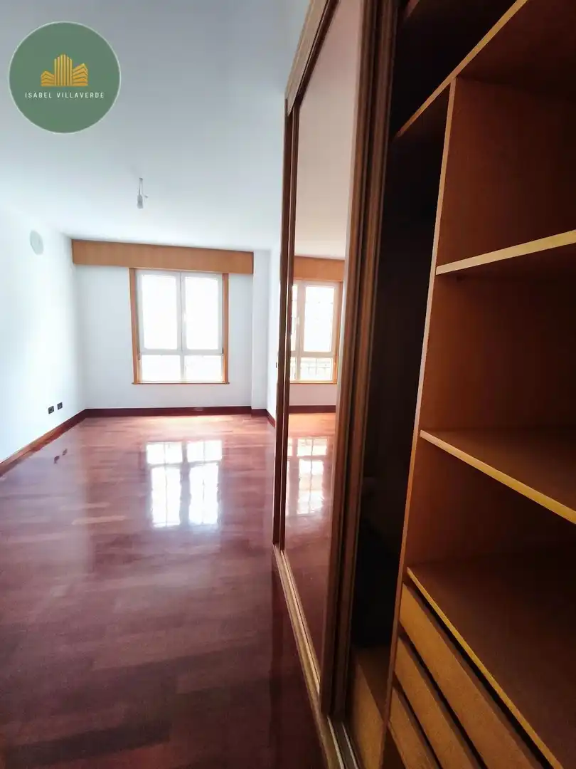 Schlafzimmer von Wohnung zum Verkauf in A Coruña Capital  mit Heizung und Abstellraum