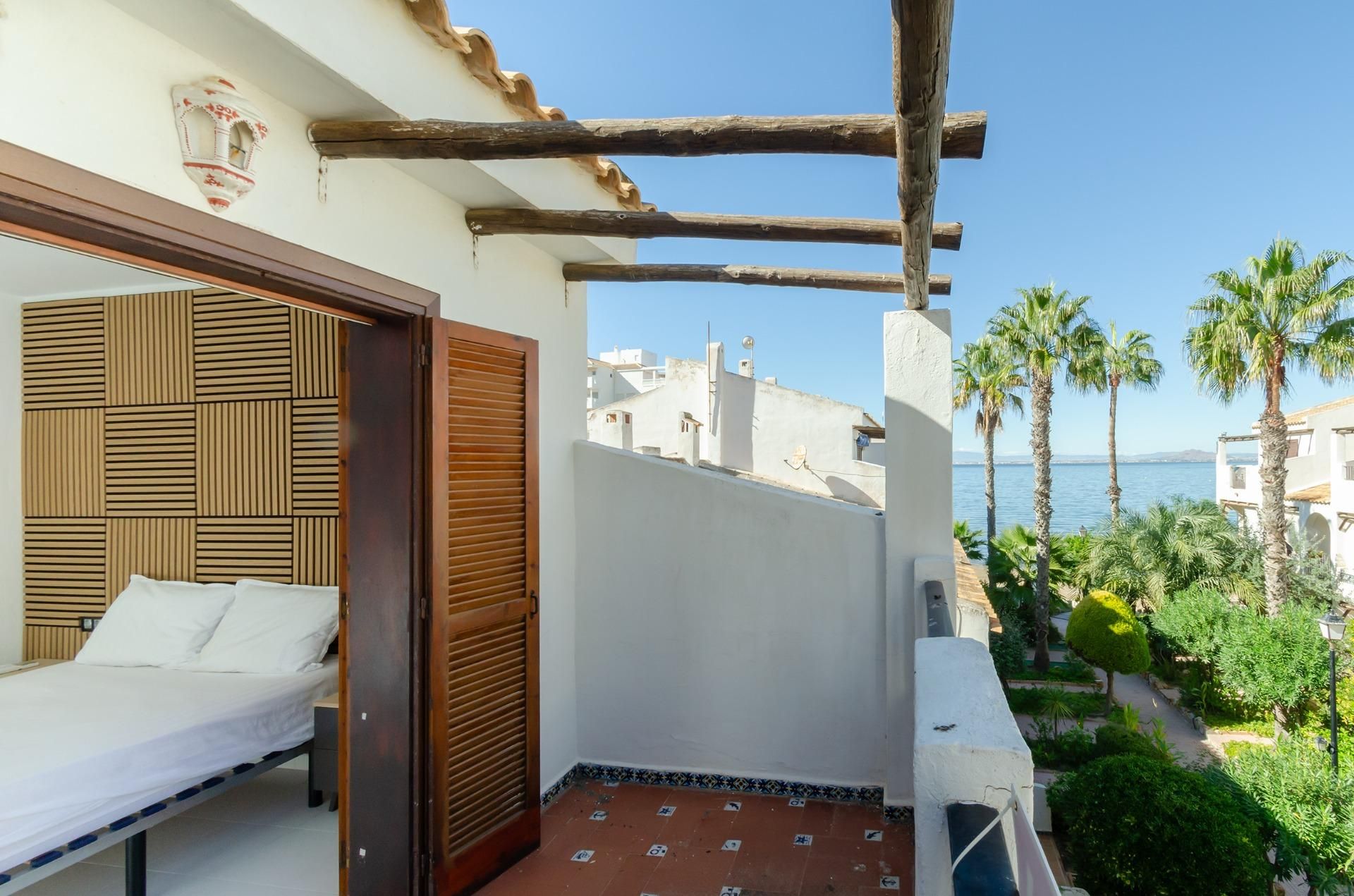 Balcony of House or chalet for sale in La Manga del Mar Menor  with Air Conditioner, Private garden and Terrace