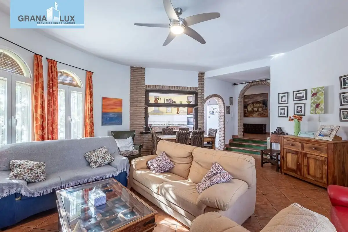 Chalet con piscina en venta en Calle del Arache, imagen 7