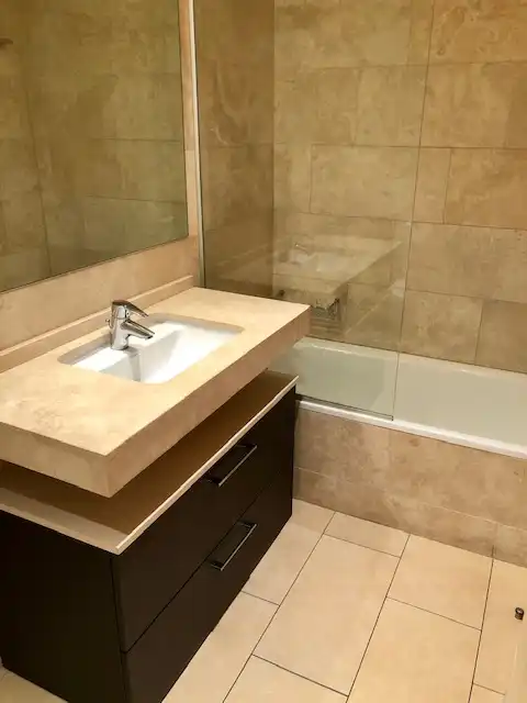 Baño de Dúplex de alquiler en Les Franqueses del Vallès con Aire acondicionado, Calefacción y Horno