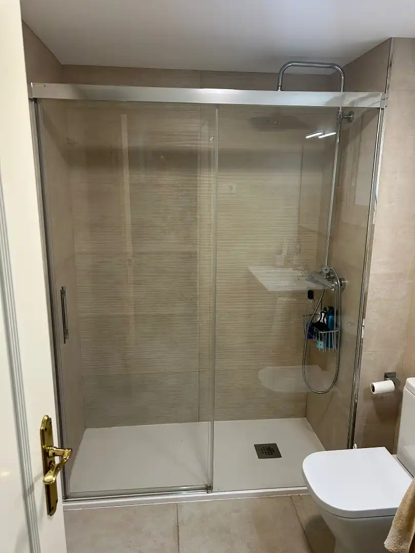 Baño de Piso en venta en Málaga con Aire acondicionado, Terraza y Trastero