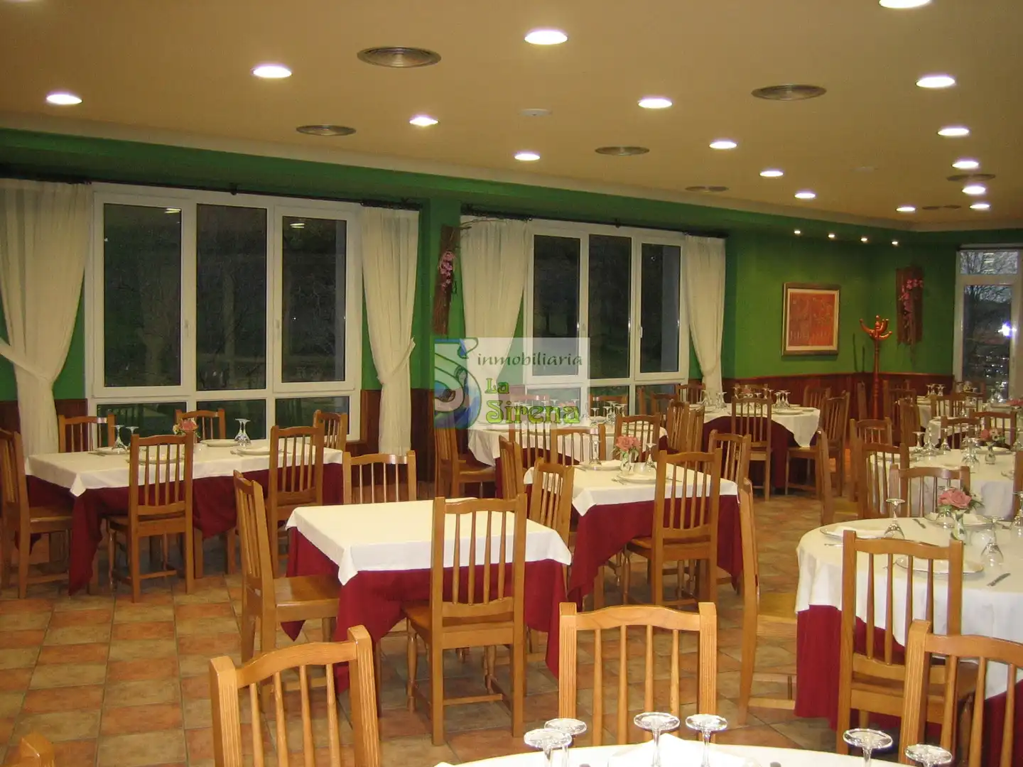 Commercial properties for sale in Castro-Urdiales  with Air Conditioner, Heating and Terrace
