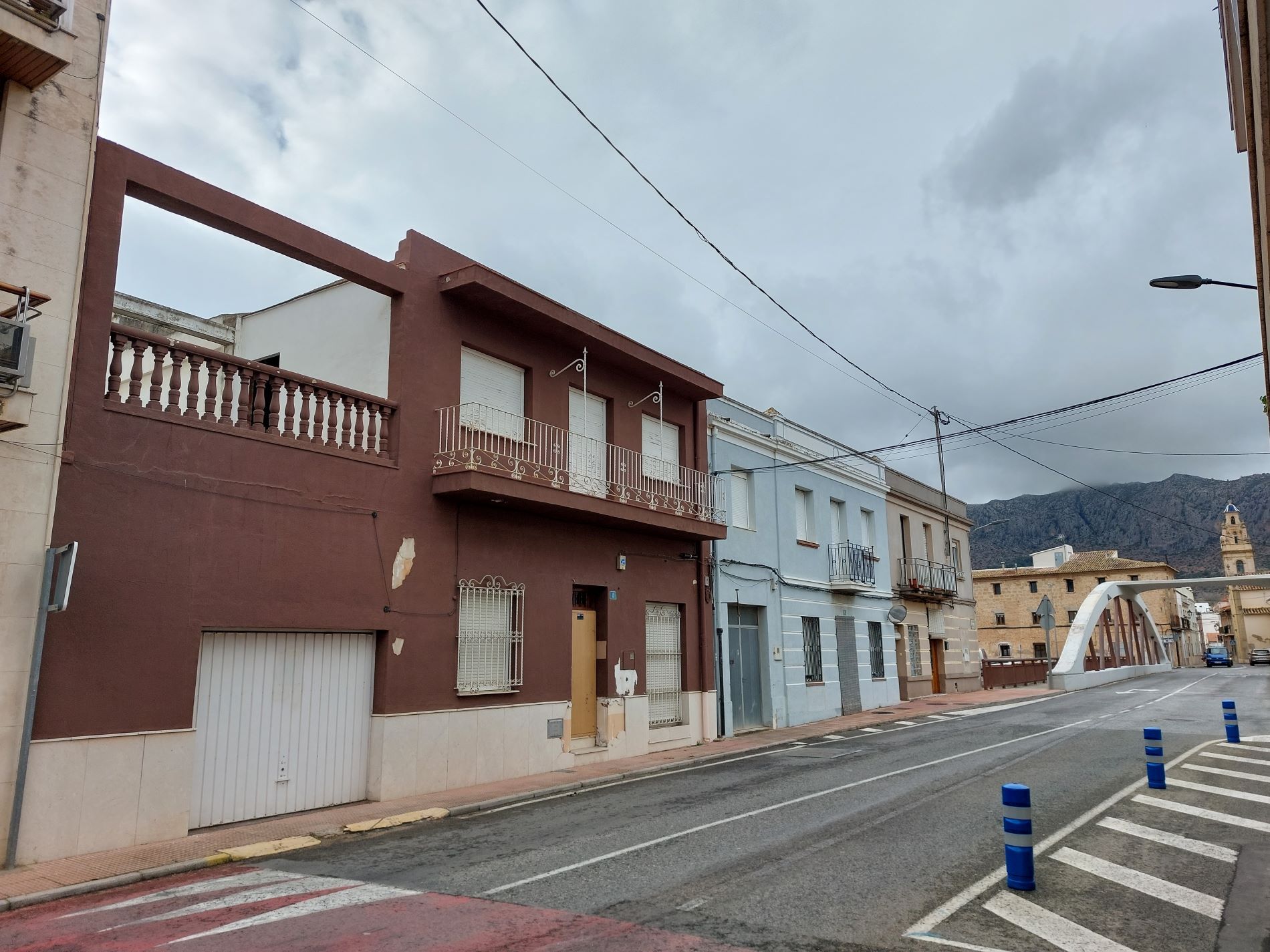 Vista exterior de Casa adosada en venda en Beniarbeig