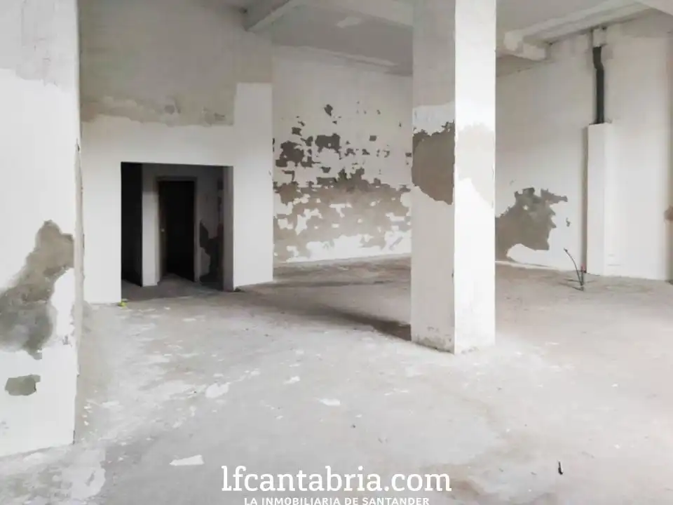 Local comercial en venta en Castilla - Hermida, imagen 5