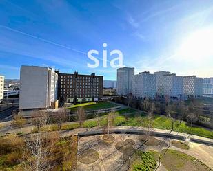 Vista exterior de Pis en venda en Vitoria - Gasteiz amb Calefacció i Terrassa