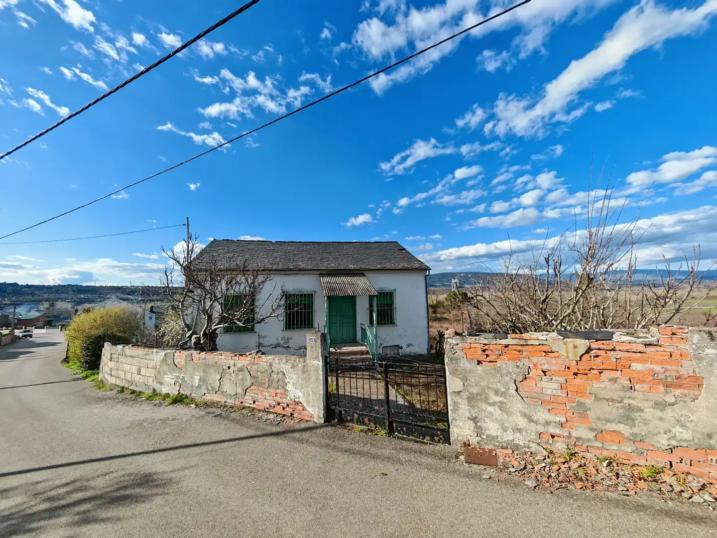 Exterior view of Houses for sale in Castropodame  with Private garden and Storage room