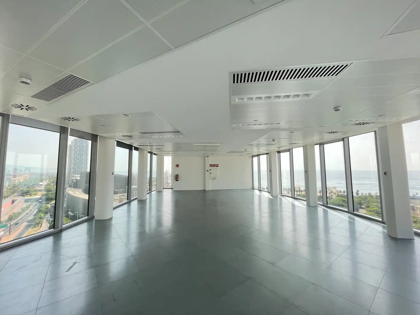 Oficina de alquiler en Barcelona con Aire acondicionado y Calefacción