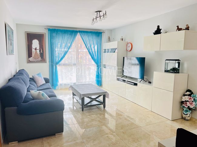 Living room of Flat for sale in Málaga Capital  with Air Conditioner, Furnished and Microwave