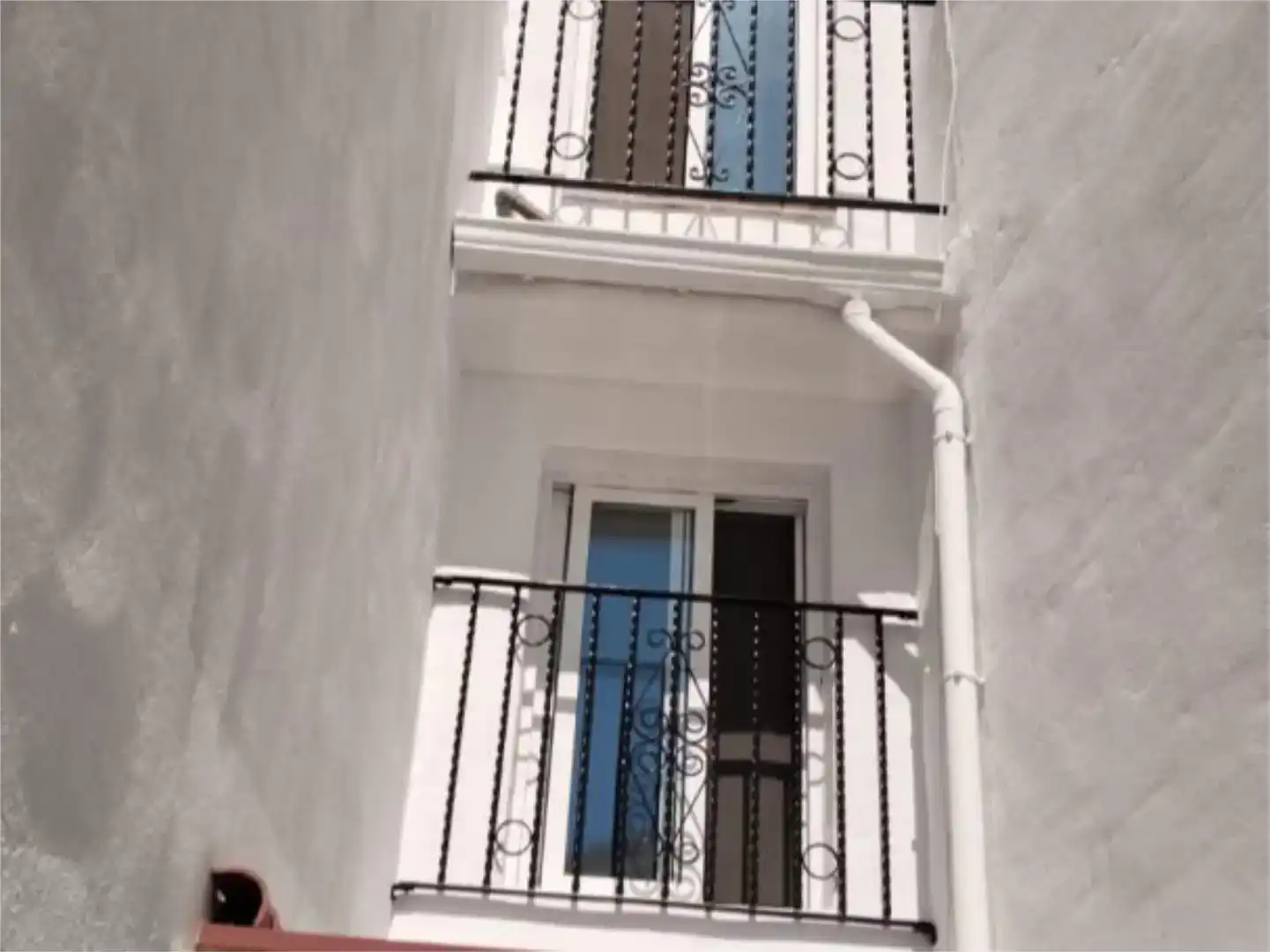 Terrassa de Casa adosada en venda en Yunquera amb Moblat i Balcó