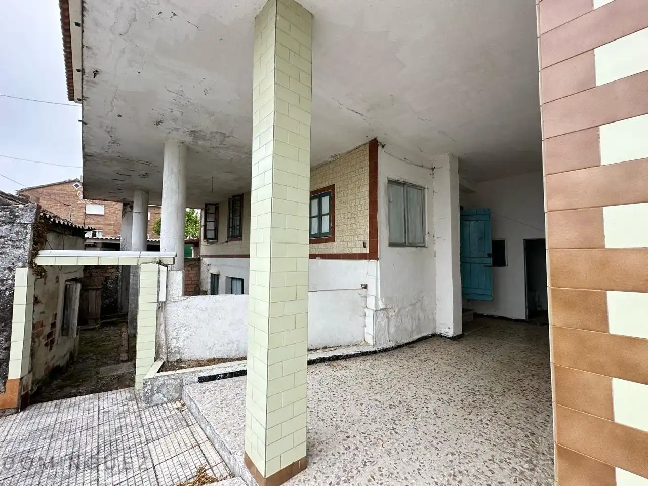 Vista exterior de Casa o xalet en venda en Marín amb Jardí privat i Traster