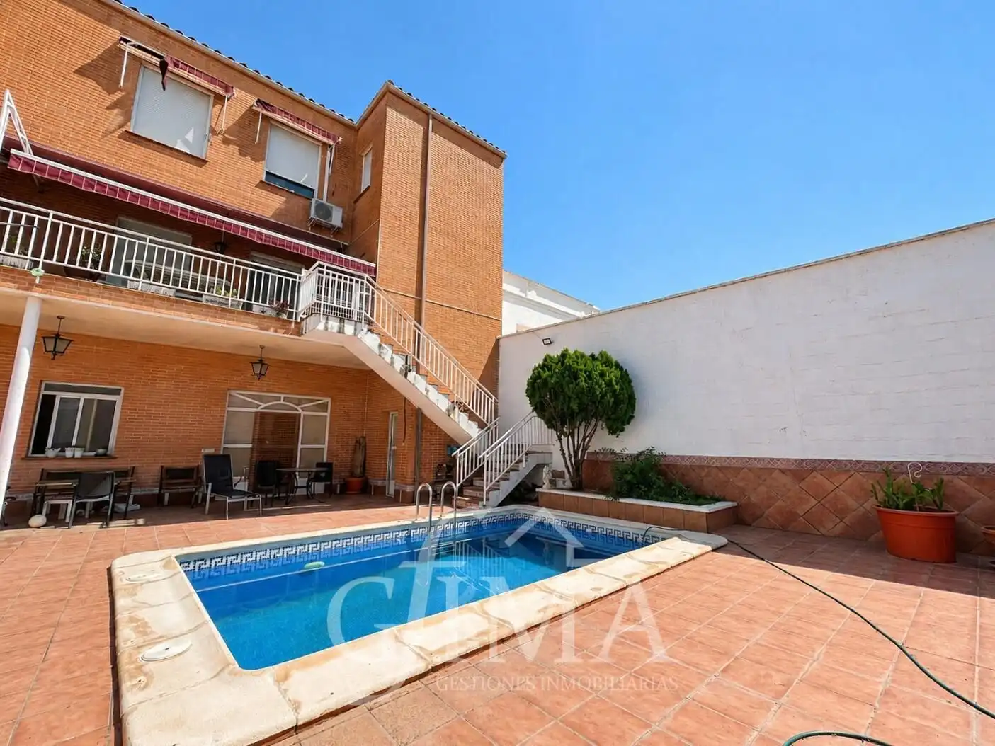 Casa con terraza en venta en Tomelloso, imagen 2