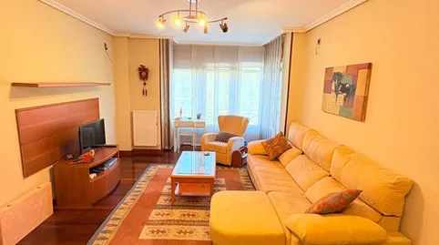 Foto 2 de Pis en venda a Güeñes, Bizkaia