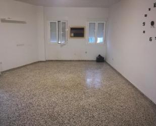 Flat to rent in  Sevilla Capital  with Air Conditioner and Terrace