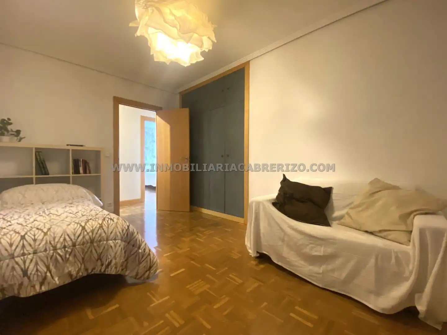 Habitación de Piso en venta en Barañáin / Barañain con Calefacción, Parquet y Horno