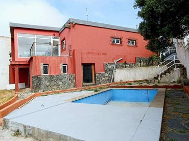 Xalet amb balcó en venda a Calle MURILLO
