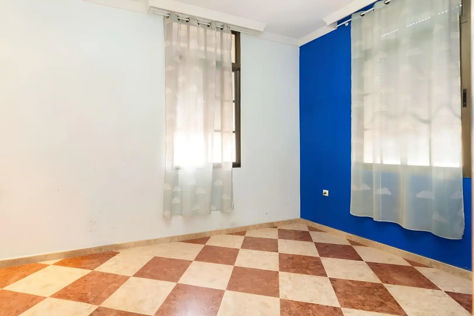 Dormitori de Edifici en venda en Motril