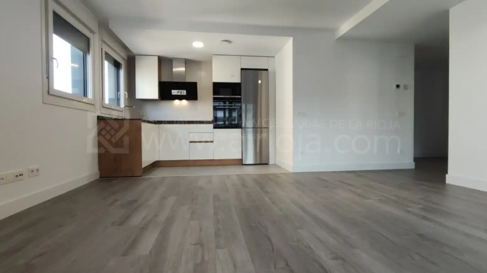 Kitchen of Flat for sale in  Logroño  with Air Conditioner, Heating and Private garden