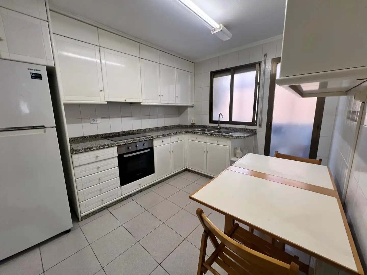 Cocina de Piso de alquiler en Elche / Elx con Aire acondicionado y Amueblado