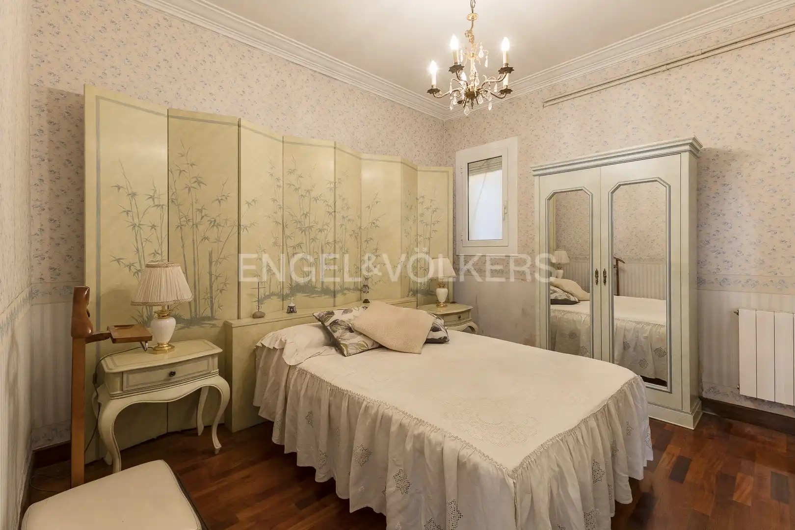 Bedroom of Flat for sale in Barcelona  with Heating, Parquet flooring and Furnished