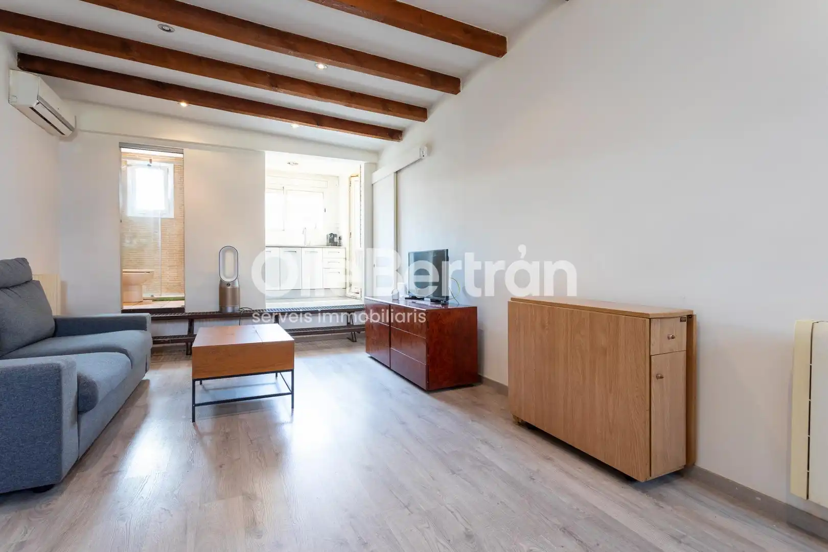 Sala de estar de Ático en venta en Barcelona con Calefacción y Terraza