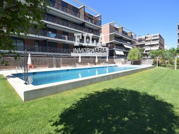 Duplex con piscina in vendita a Cossetania
