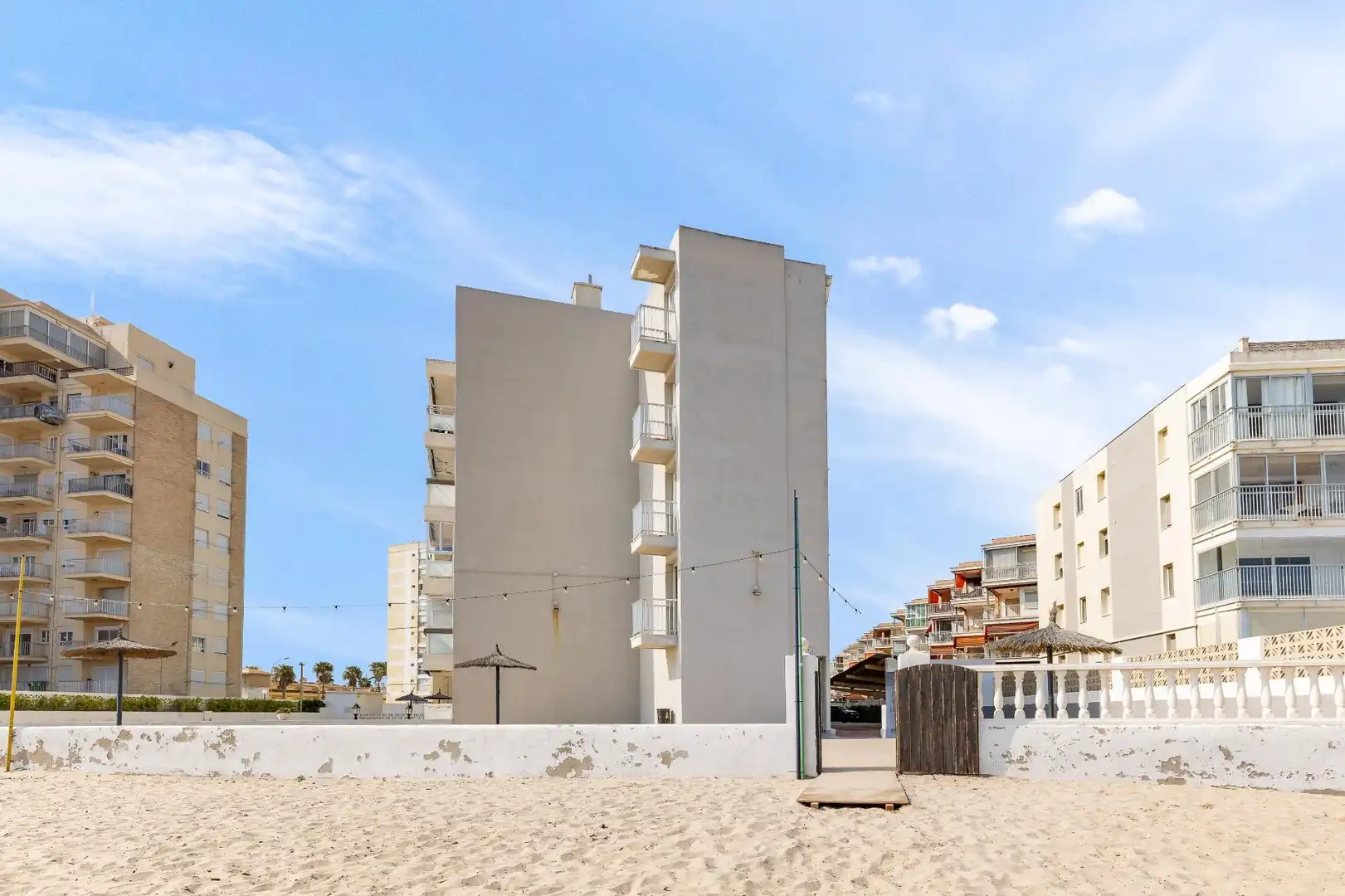 Exterior view of Flat for sale in Pobles del Sud