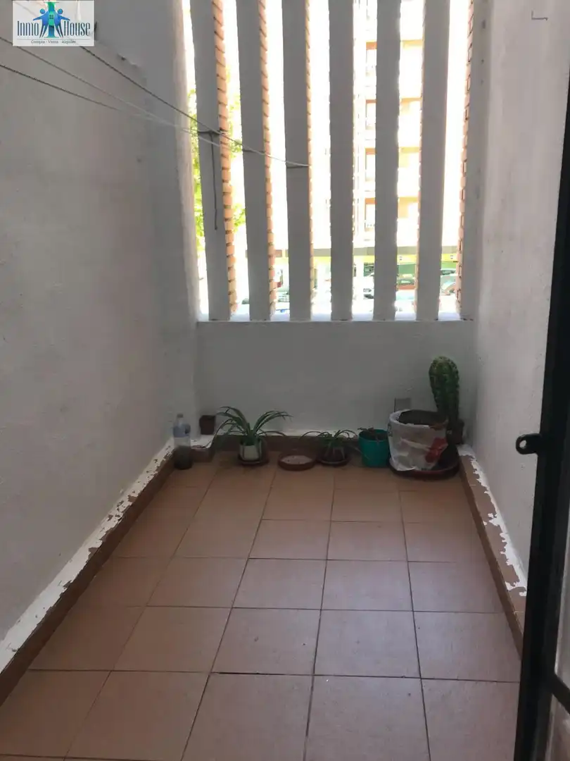 Appartamento con terrazza in affitto a Hospital, imagen 9