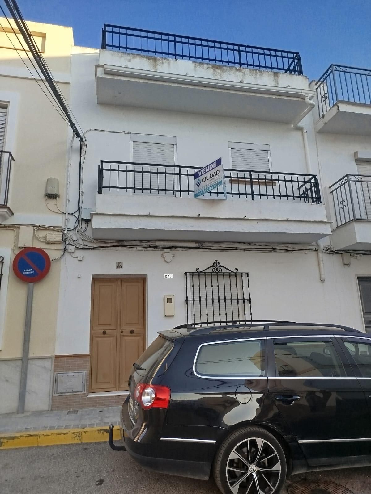 Vista exterior de Casa o xalet en venda en Morón de la Frontera