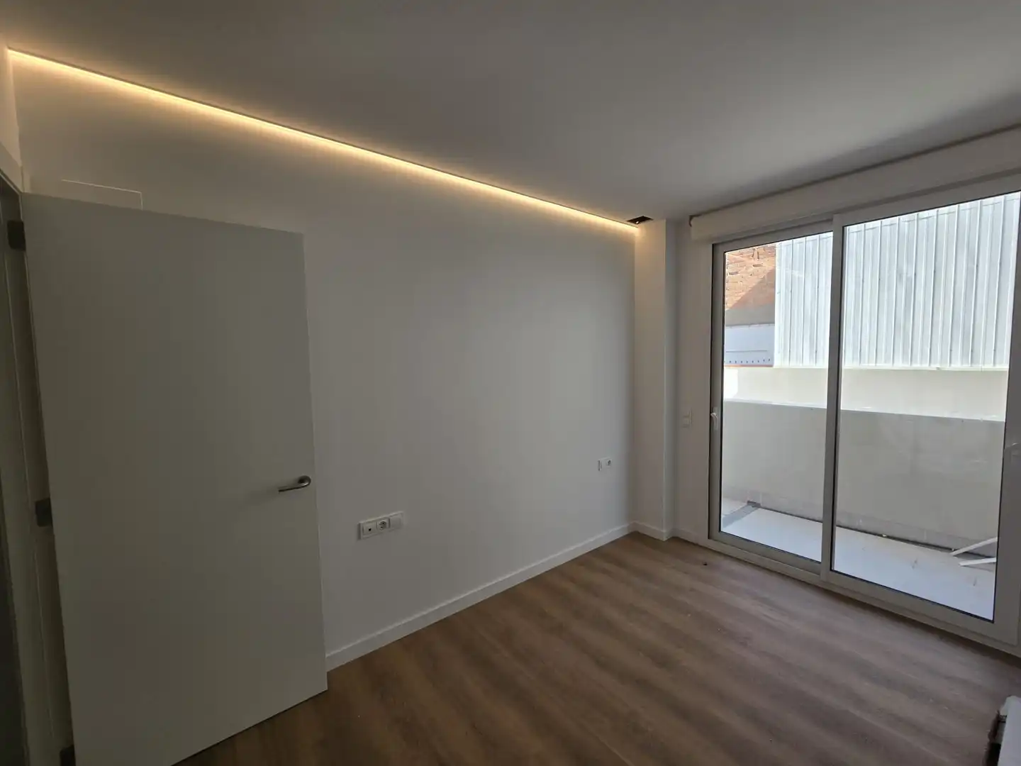 Flat for rent in Calella  with Air Conditioner, Heating and Oven