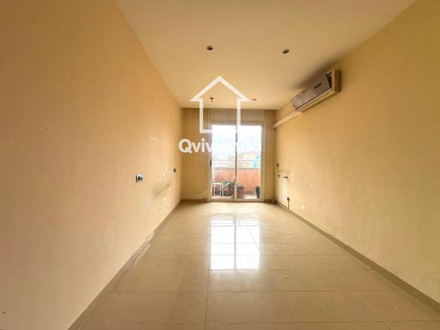 Piso en Venta en Calassanc Duran de en Sol i Padris - Sant Oleguer